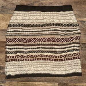 MAURICES Knit Skirt - woman size (M)